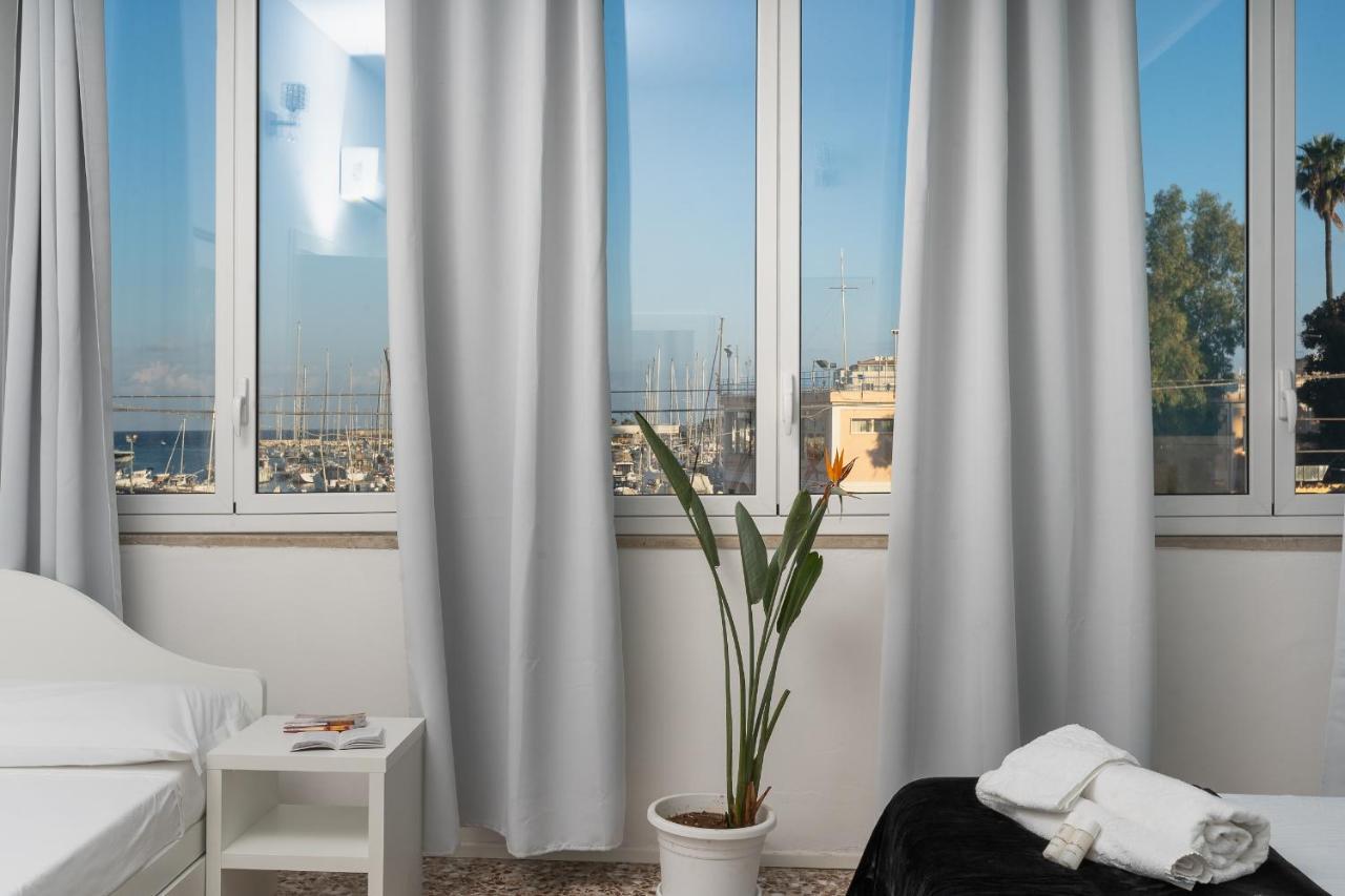Regina Margherita - Bed&Breakfast&Rooftop Lounge Bar Syrakus Exterior foto