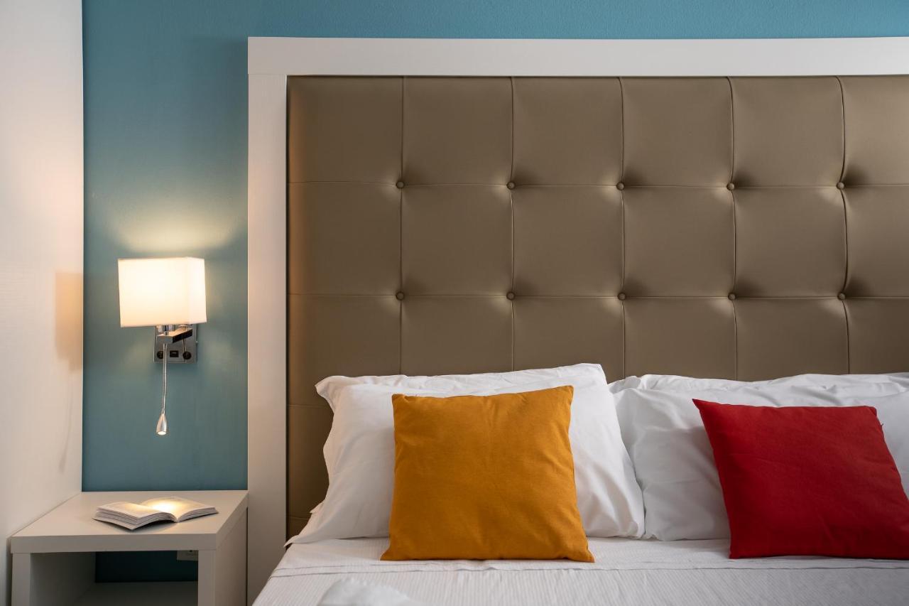 Regina Margherita - Bed&Breakfast&Rooftop Lounge Bar Syrakus Exterior foto