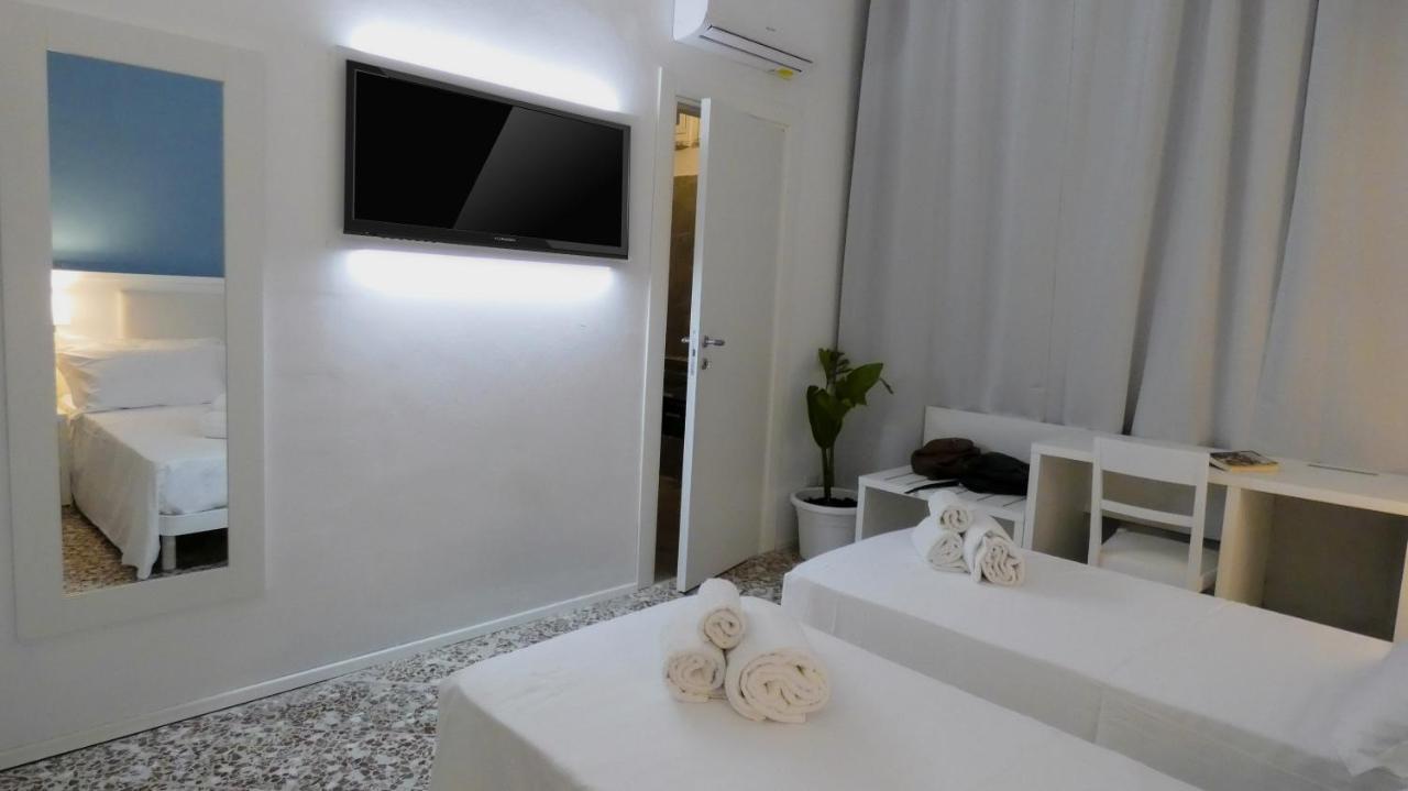 Regina Margherita - Bed&Breakfast&Rooftop Lounge Bar Syrakus Exterior foto